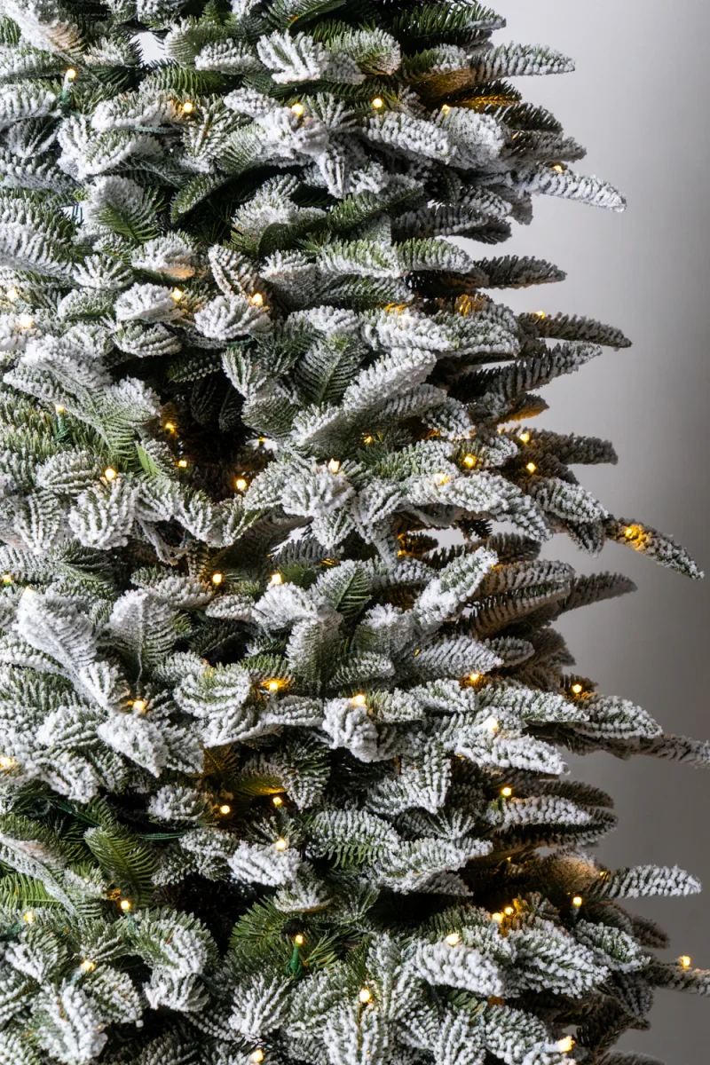 Brad Artificial Euforia Light Snow 2 m 2